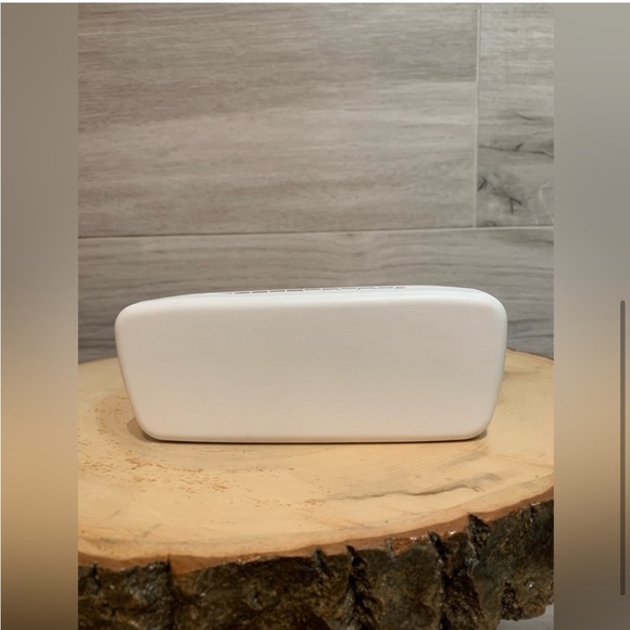 3/$30 CALVIN KLEIN Sunglass / eyeglass hardshell
Case - brand new! - Picture 5 of 6